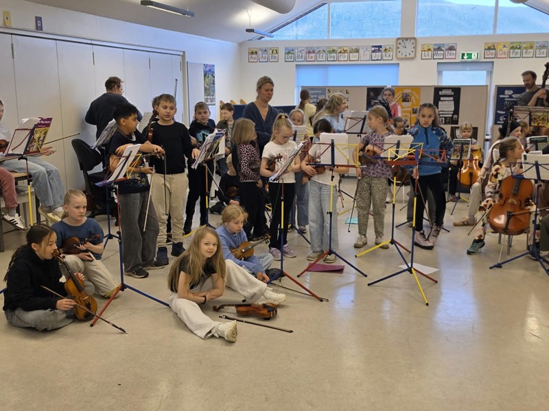Mynd frá konsertferðini hjá Allegro á Sandoynni.