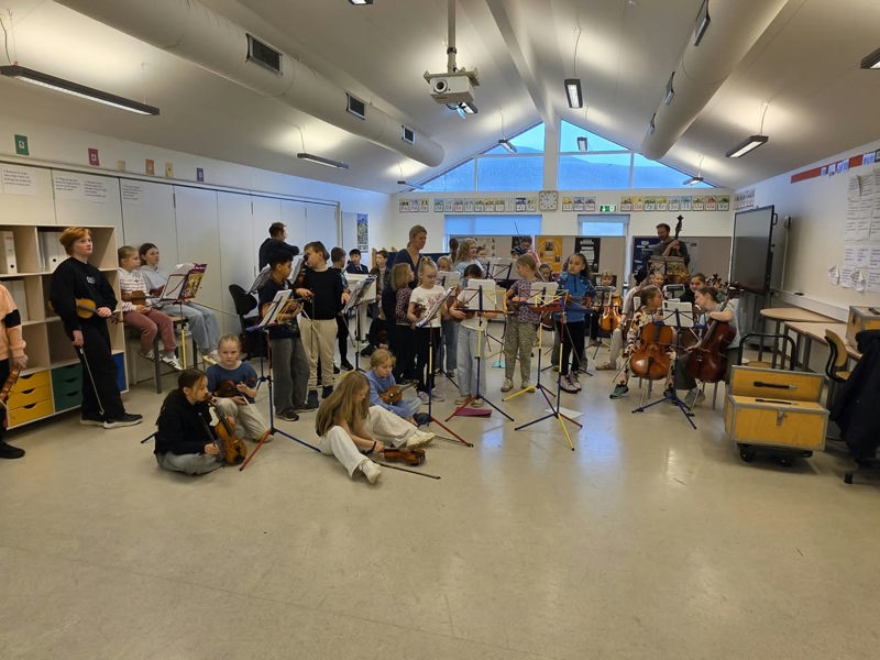 Mynd frá konsertferðini hjá Allegro á Sandoynni.