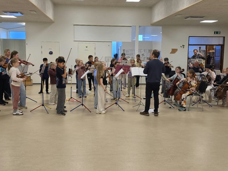 Mynd frá konsertferðini hjá Allegro á Sandoynni.